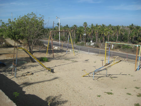 Playground Todos Santos Baja