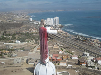 Rosarito Jesus Statue