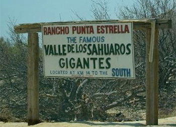 Valle de los Gigantes sign